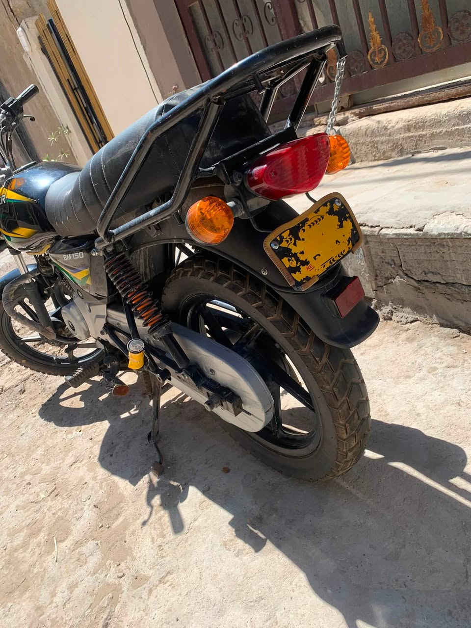 السلام عليكم دراجه بوكسر مديل ٢٣ اوراق كامله كفاله محرك وكهربائيات  مراوس ابيسي اكس جيل رايع ونطي فرق ملاحضه لدراجه ممشتغله دلفري


**إذا كنت صاحب هذا الإعلان وتريد حذفه لأي سبب، رجاءا أرسل رسالة إلى الدعم الفني**