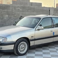 اوميكا • ١٩٩٢ • محرك ٢.٠