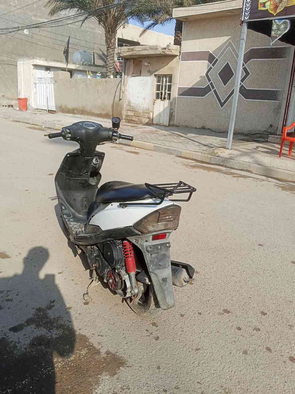 سلام عليكم 

ماكس عدله للبيع المحرك بلادي كفرات بلادي دراجه كفاله عامه اوراق ضايعه الدرجه نضيفه واحله من الصور شغاله سلف وهندر 
السعر 450 الف العنوان الحسينيه الراشديه 

هـ ***********
