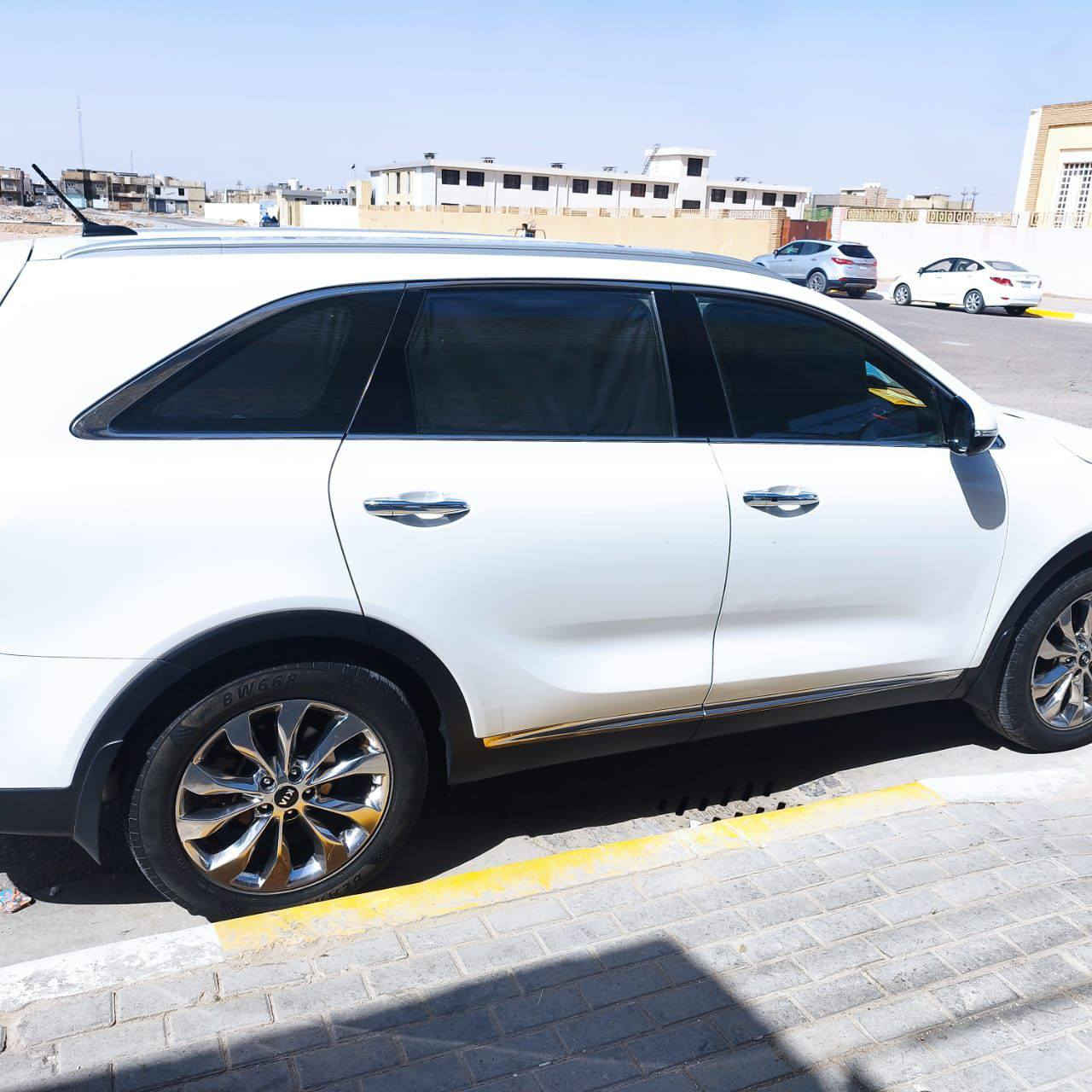 السلام عليكم
سورنتو 2018 
بيها بارد وصبغ بالباب
السعر  213 وبيها محال 
للاستفسار مراسلتنا على الخاص او الرقم ***********
