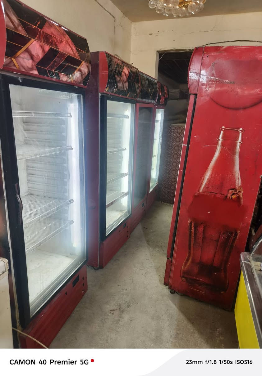 السلام عليكم
يوجد لدينا  عارضات المستعمل والجديد للبيع تركي🇹🇷 الاصلي استعمال قليل كلش نضافه فول💯  الشراي يتصل *********** واتساب 

موجود واكو توصيل العنوان كاطون شارع ابو رباح معرض ومزاد وعد
