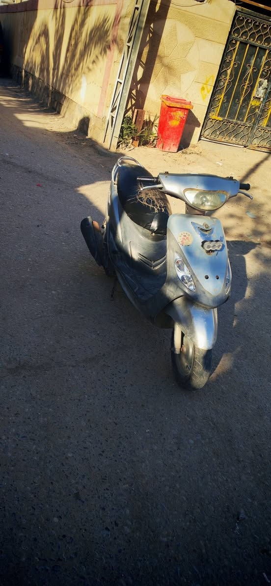 سلام عليكم دراجه ماكس غجمه للبيع دراجه نضيفه وخلوه مكينتها مامفتوحه سعر 700
***********
