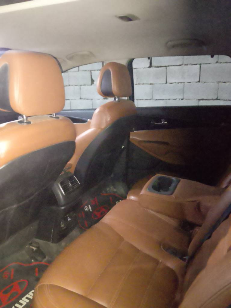 سورنتو 2015 كاز سوبر  محرك 2200 كشنات جلد تدفئه تبريد شاشه اندريود وارد كوري  ضربه خلفيه خفيفه  بيه بعض النواقص سوناره ناشره ويه صور اي ستفسار متواجد واتساب سعره 150 ورقه$( *********** )$ شط العرب, البصرة
