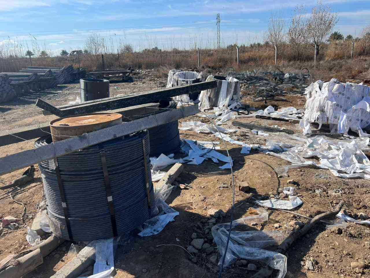 السلام عليكم يتوفر حديد ستران 5ملم....4 ملم....3 ملم...قياس مختلف بانسب الاسعار للتواصل ***********..... _***********
