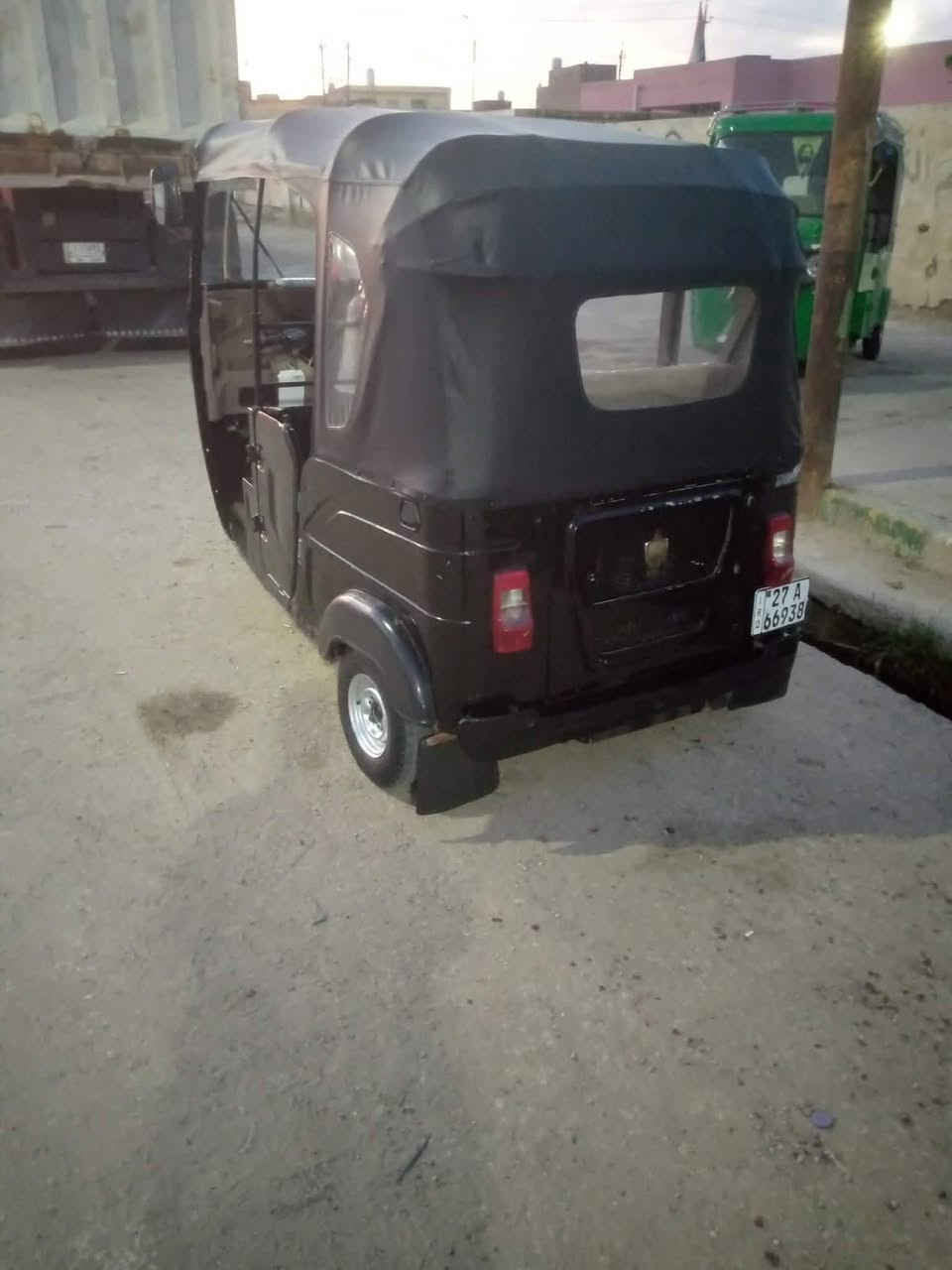 تكتك البيع 22شهر 8 كفاله عامه كشره مكينه بوشه وبستم والباقي كفاله عامه مكاني رفاعي مكلف بل نشر سعر 8400 وبيه مجال بصيط الشراي ***********
