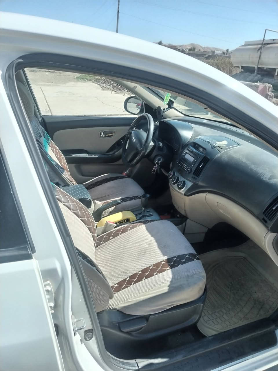 النترا ٢٠١٠ رقم اربيل سنويه صار سنه منتهي وكيل اول اني شرط تحويل صبغ حزام سعر ٨٣ مجال باقي تفاصيل خابر ما متواجد بل فيس
***********
