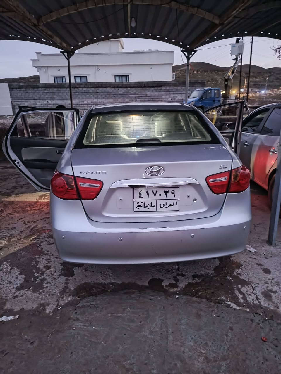 السلام عليكم ورحمه الله وبركاته سياره افانتي
لون سلفر
محرك vvt
2010
مري شفط
تدفئه وتبريد شغاله
كيج ليزري
سياره مرتبه نضافه فول داخل خارج للاستفسار الاتصال على الرقم ***********
