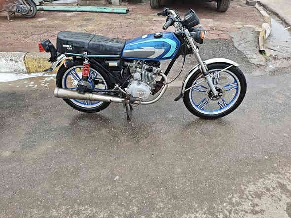 دراجه للبيع اوراق موديل 2021 سلف كهربائيات كله شغال سعرها 650 بها مجال قليل مكان علي شرقي/***********
