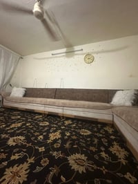 قنفة L • ١٠نفر • طاولة