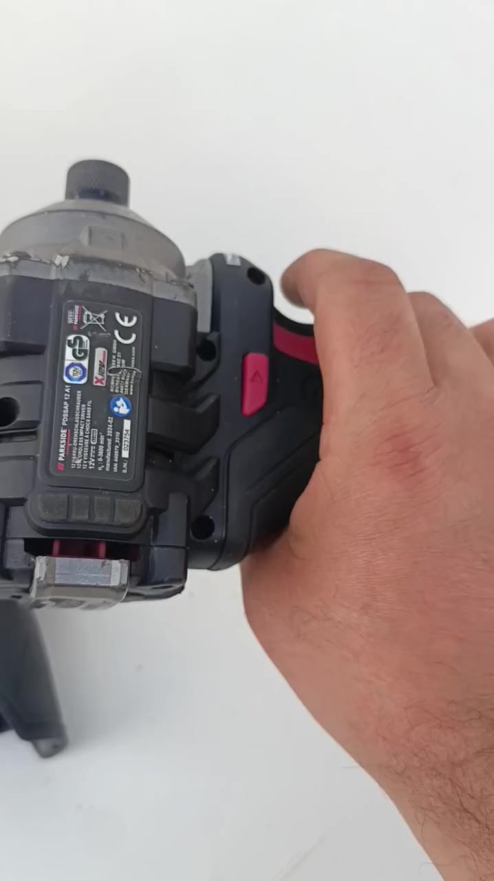 40 الف فارغ بدون بطاريه وشاحنه


**إذا كنت صاحب هذا الإعلان وتريد حذفه لأي سبب، رجاءا أرسل رسالة إلى الدعم الفني**