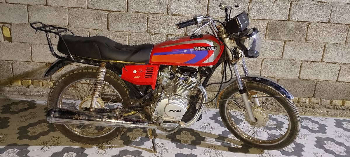 السلام عليكم البيع دراجه ايراني متياز وراق مديل 2018  سعر مليون وميه  
تصل على رقم ***********
