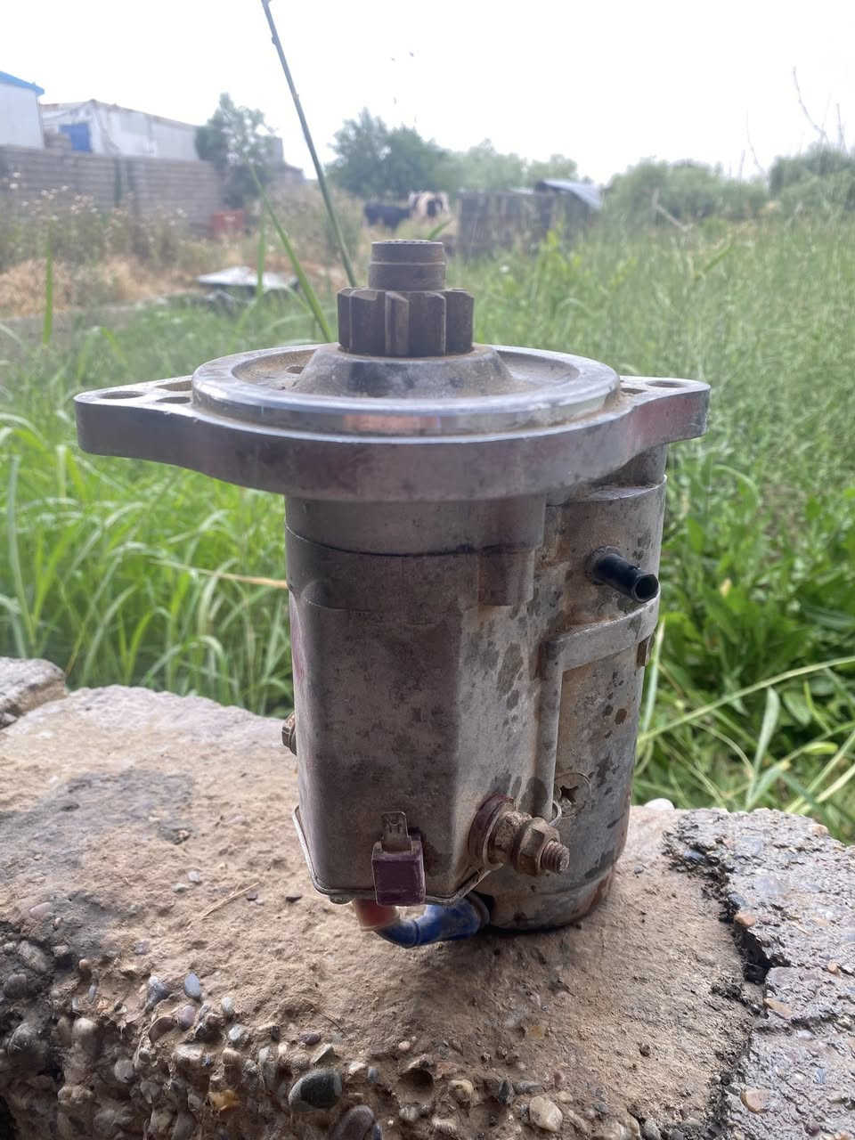 سلف محرك اڤيكو مستعمل  للبيع شغال. ***********
