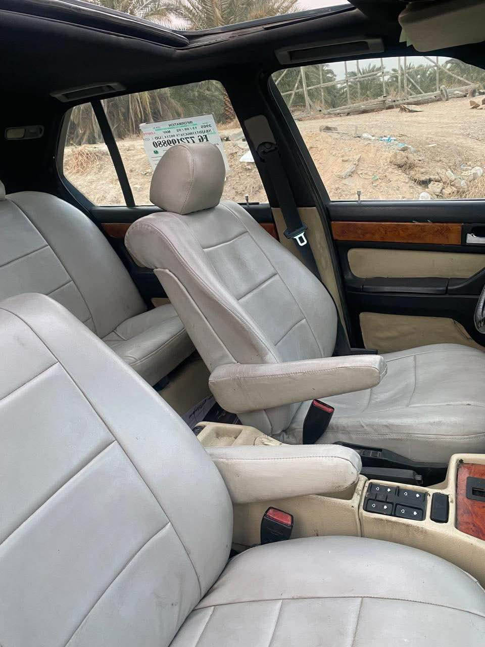 40 8 سلندر بجم عريض داخل ابيض كير مكينه حداديه مكفوله بيها منضومه غاز تبريد ثلج السياره بيها ملاحضتين بيها عته بسيطه جدا بين النمره 3 وبيها البنيد يرادله صبغ شبر مثل ما موضح باالصوره والدعا ميه كد شبر السعر 55 رقم بغداد انكليزي  مكانها الدوره ***********
*********** بغداد, العراق
