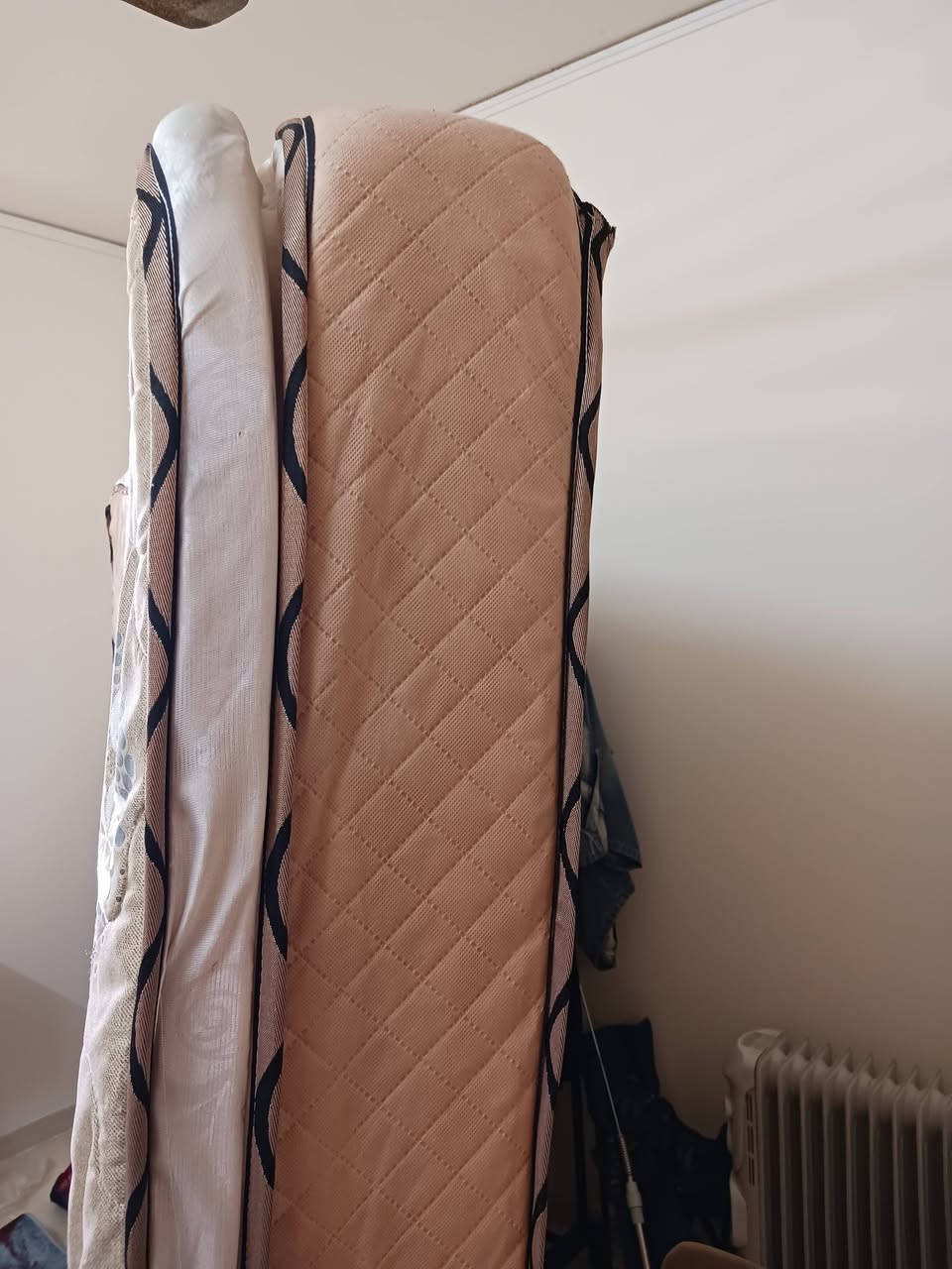 للبيع دوشك نفرين مستخدم السعر 60 الف المراسله والاستفسار ***********
