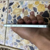 آيفون 15 العادي شرق اوسط  ذاكرة 128  بطارية 83  جهاز نضيف خدش ما بي  م...