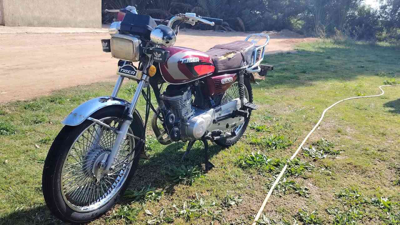 السلام عليكم دراجة تايكر موديل 2020 دراجة نضيفه بس عله أيدي اروح بيها الدوامي وارجع كهربائيات كله شغال تخم تايد جديد الدراجه مال جناي النضافه كدام عينك أوراق سكنر السعر خاص


**إذا كنت صاحب هذا الإعلان وتريد حذفه لأي سبب، رجاءا أرسل رسالة إلى الدعم الفني**