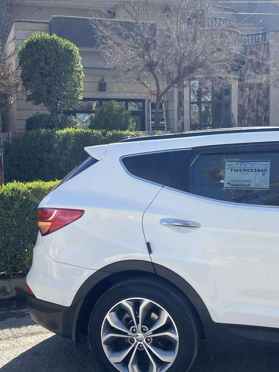 سنتافي خليجي  موديل 2013  فول مواصفات عدا البصمه بانوراما رقم نينوى شرط التحويل والوكاله..حجم المحرك 3500 شاشه كبيره وكامره جامات كهرب تحكمات استيرن جهتين حساسات خلفي..كشن كهرب..كشنات جلد..سبعه راكب..ويل كب كروم..حاكيه بلوتوث..اربعه دسك..نظام اي بي اس..تبريد لمس..بيها صبغ جاملو الامامي بدون اي داخل بشرط...السعر 155 العنوان موصل الايسر حي المزارع طريق دوميز مدخل جامع القادر مقابل مستشفى السلام...***********    ***********
