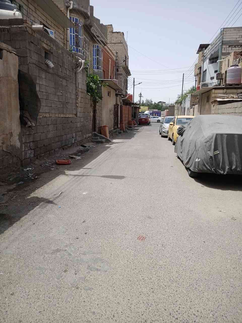 دار للبيع الجمهوريه شارع الكنائس قرب الشارع العام قرب مدرسه الفتوه اتصال على صاحب الدار.  ***********
