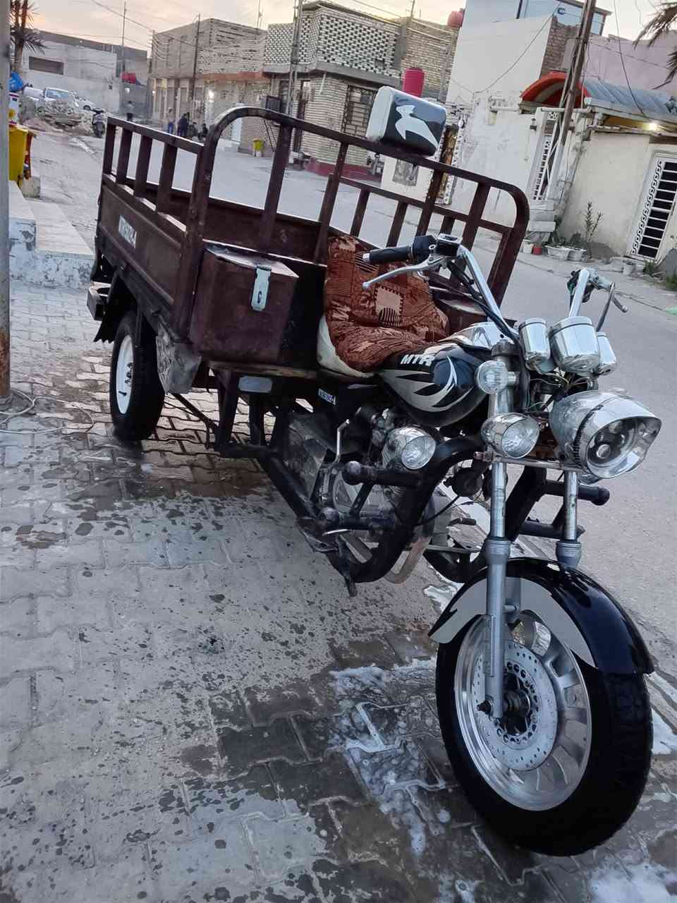 سلام عليكم ورحمة الله وبركاته عندي ستوته البيع مديل 13وارق صوليه وكيله جبرين كهربائية فول نكره سلف محرك ستوني مجفته مفتوح مال جناي مكاني النجف كوفه حي ميسان
سعر 1400وبيه مجال وتدلل شراي دخل خاص مفتوح هذه رقمي ***********
