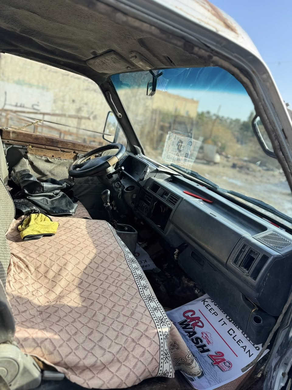 السلام عليكم كيه بسته للبيع 93 رقم الماني بسمي مكينه كير اكسل مكفول حداديه بور ودينمه وباتري وسلف تخم تاير كله جديد السعر ٢٧ وبيه مجال ***********
