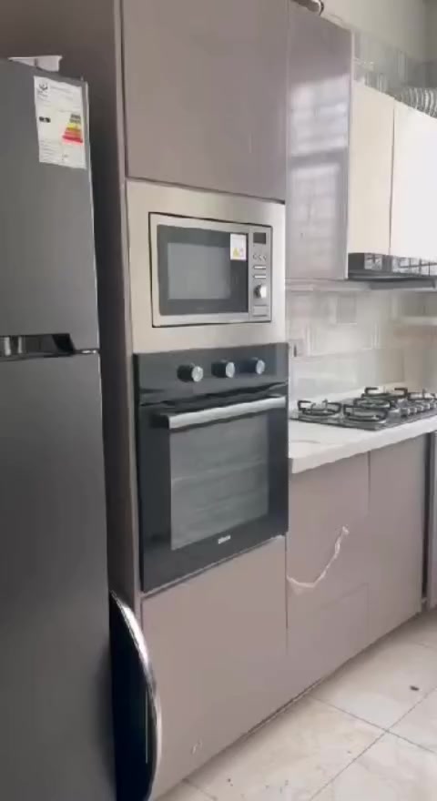 كاونتر تركي ام دي اف  مع ملحقات طباخ وفرن ومايكرويف وسنك 
قياس الارضي خمس امتار و٣٠ والملحق ثلاث امتار و٧٥
السعر الاصلي ٦ ملايين سعر البيع ثلاث ملايين وبيه مجال بسيط  للشراي 
استخدام شهرين فقط 
البيع لغرض الانتقال


**إذا كنت صاحب هذا الإعلان وتريد حذفه لأي سبب، رجاءا أرسل رسالة إلى الدعم الفني**