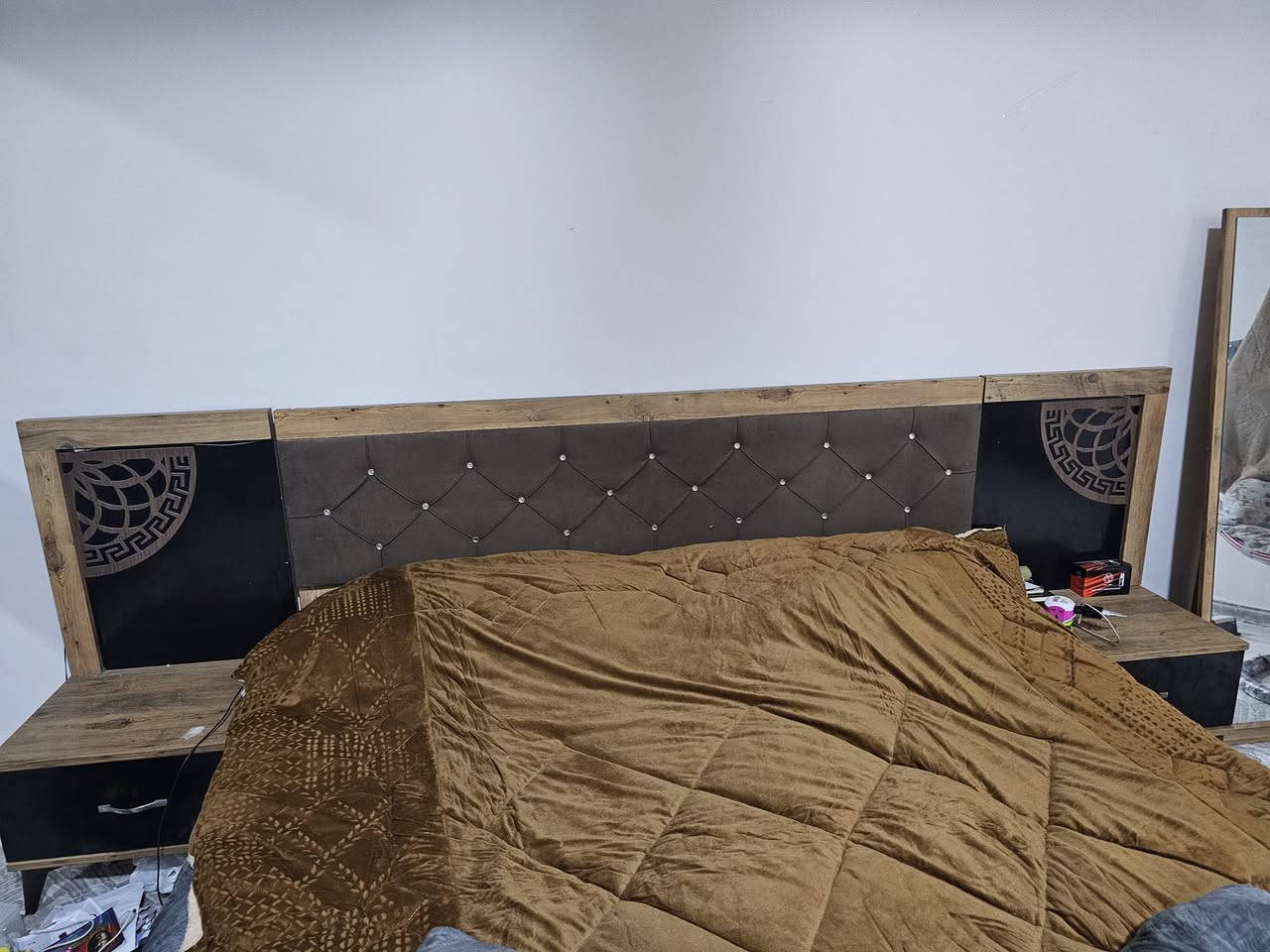 غرفتين نوم 
للبيع


**إذا كنت صاحب هذا الإعلان وتريد حذفه لأي سبب، رجاءا أرسل رسالة إلى الدعم الفني**