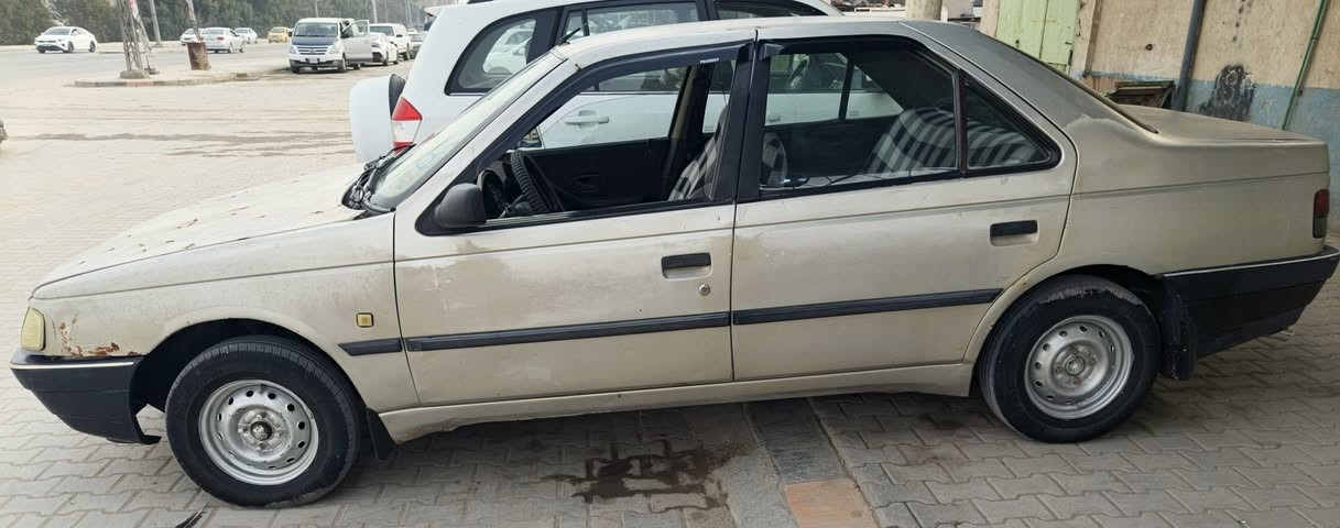 السلام عليكم بيجو رواء 2009 للبيع سنويه تاريخ الانتهاء 29 عنوان نجف حي العسكري ماكينه جديده حداديه جديده صاحب الشرعي شارع المطار تحويل مباشر بدون تاخير سعر 25 ورقه بيها مجال للشراي تبريد شغال*********** اتصال او واتساب
