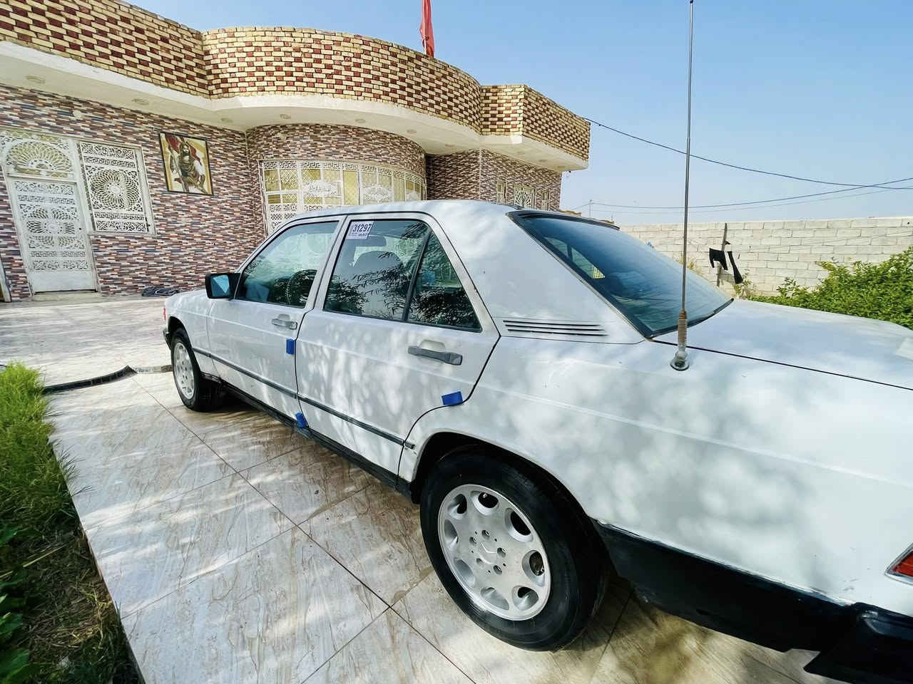 يالله *********** مارسدس 92 ذي قار بسمي مشروع وطني مكينه وكير ونجي مكفوله حداده تايرات كهربائيات مكفوله كص وضربه ونقل جثه وعيب شرعي فقط صبغ حزام سعر 32 مكاني ذي قار
