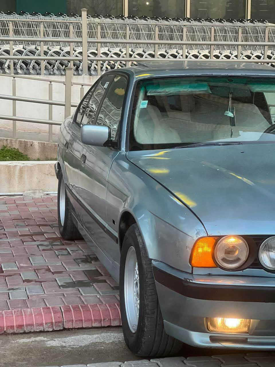للبيعBMW  موديل 1993
سيارة جاهزةمن كل نواحي 
سدر جديد
كير محرك جيدد جدن لاسرف لابوخاار شرت
اربع جامات كهرباا سلايت ABS ويل عنكبوت تايرات جديد
رقم كركوك جديد لحد 2029 
سيارة بسمنا تحويل ثاني ويم 
تخم لايت ول بلاجكتورات جديد 
سعر 50 وبي مجال للتيبين 
مكان سيارة كلار خانةقين 

*********** Singapore
