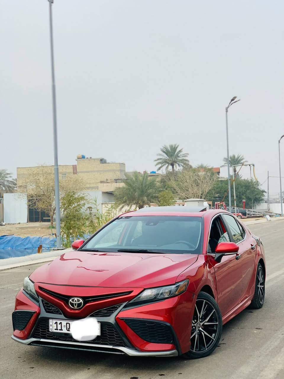 سلام عليكم 
كامري مديل 2024أمريكي 🇺🇸
الحادث :جاملغين وبنيد 
المواصفات 
ماشيه 20 الف بعدهي جديده 
فتحه 
كشنات جلد+كهرباء 
شاشه كبيره+كامره 
تخم تاير جديد 
شفتات 
تحكم ستيرن 
بسمي تحويل ثاني يوم 
حساس امامي خلفي 
تبريد ثلج 
بصمة أبواب 
فووووووول مواصفات 
السياره جديد بعمنه الكلامه 
السعر 185$ وماكو بهيجي سعر 
المكان بغداد 
رقم الهاتف:***********
