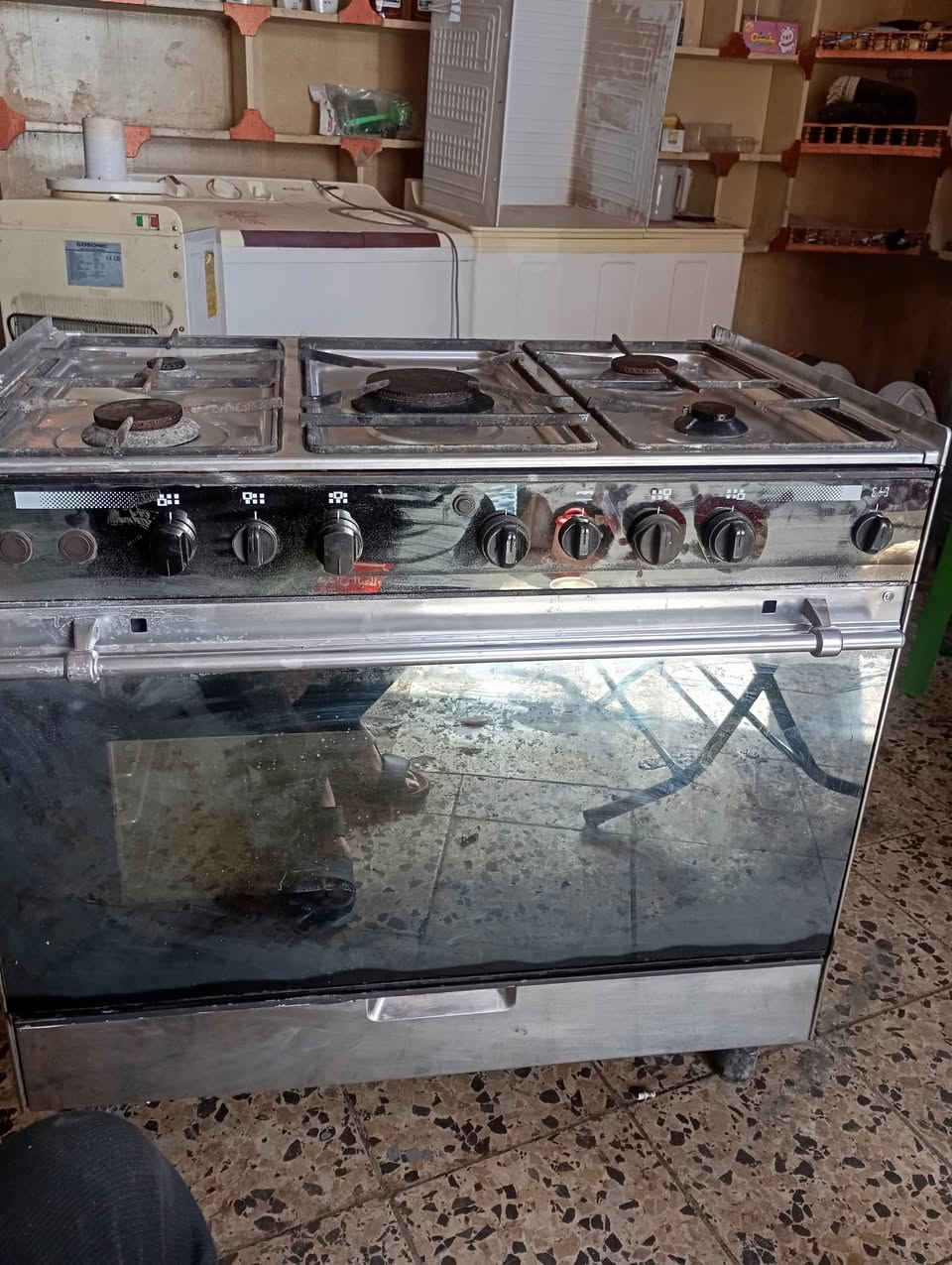 اغراض للبيع


**إذا كنت صاحب هذا الإعلان وتريد حذفه لأي سبب، رجاءا أرسل رسالة إلى الدعم الفني**