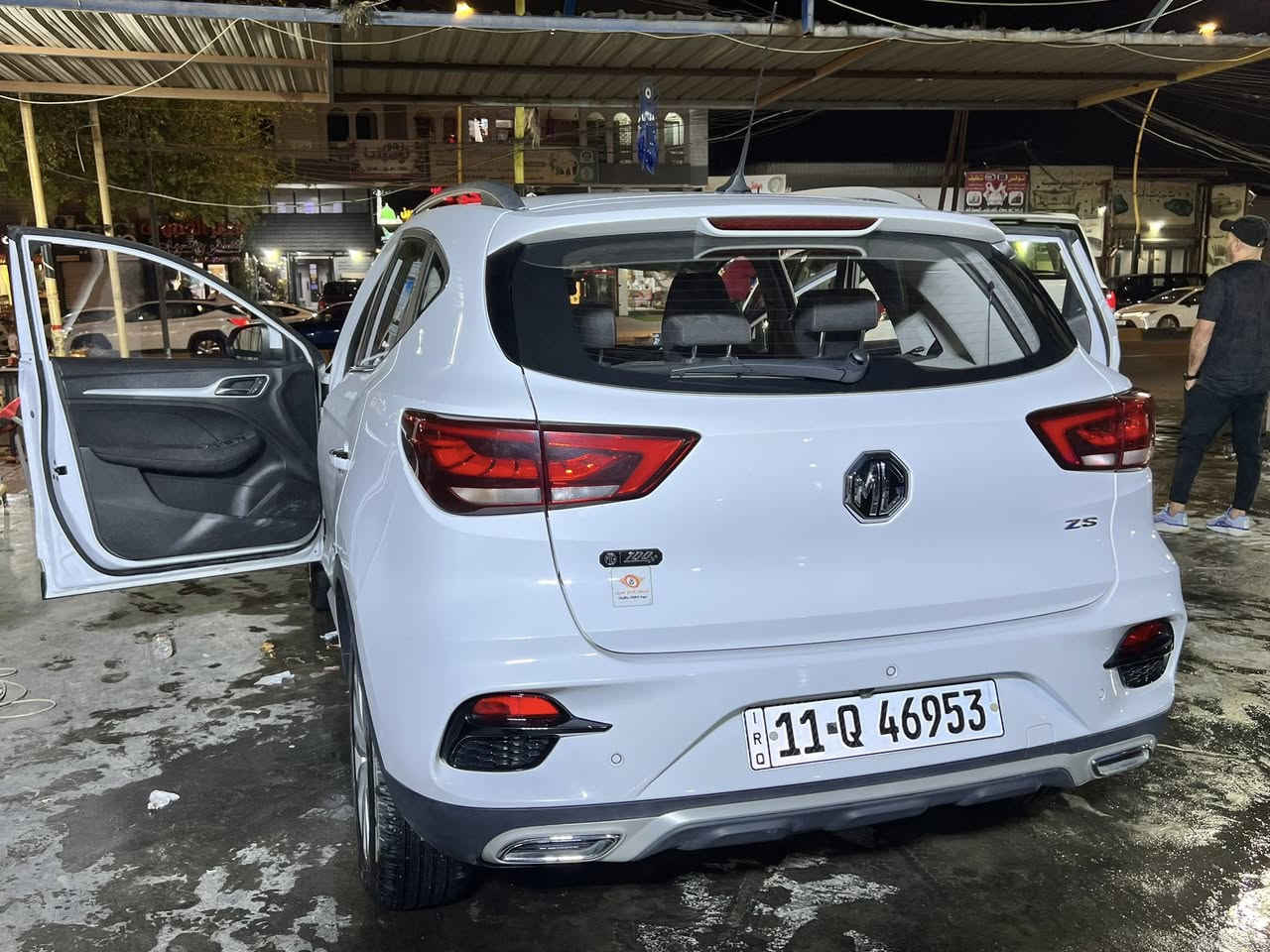 السلام عليكم سياره  MG ZS العاليه للبيع
موديل 2024 رقم بغداد انكليزي

ماشيه 14 الف يعني اخت الزيرو 

سياره بحالة الوكال مناقصها اي شي و جاهزه 
مكانها بغداد الوزيرية

للتواصل :  ***********
