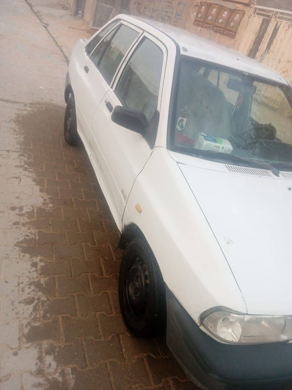 سلام عليكم سايبه موديل 2011 شواصي مقفولات الامام والخلف تخلو من الخياس مبدل بنيد وجاملغ بدون حادث والسياره تخلو من الحادث بيه صبغ قليل محرك بي خيط بخار رقم نجف وراعيه بالنجف سنويه صاقطه  السعر المطلوب 25 ورقه وبيه مجال قليل رقم الهاتف ***********
