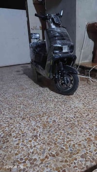 مطار شحن السعر 800 وبي مجال اللي يحب يتواصل على هذا الرقم  0 7 5 0 3 0...