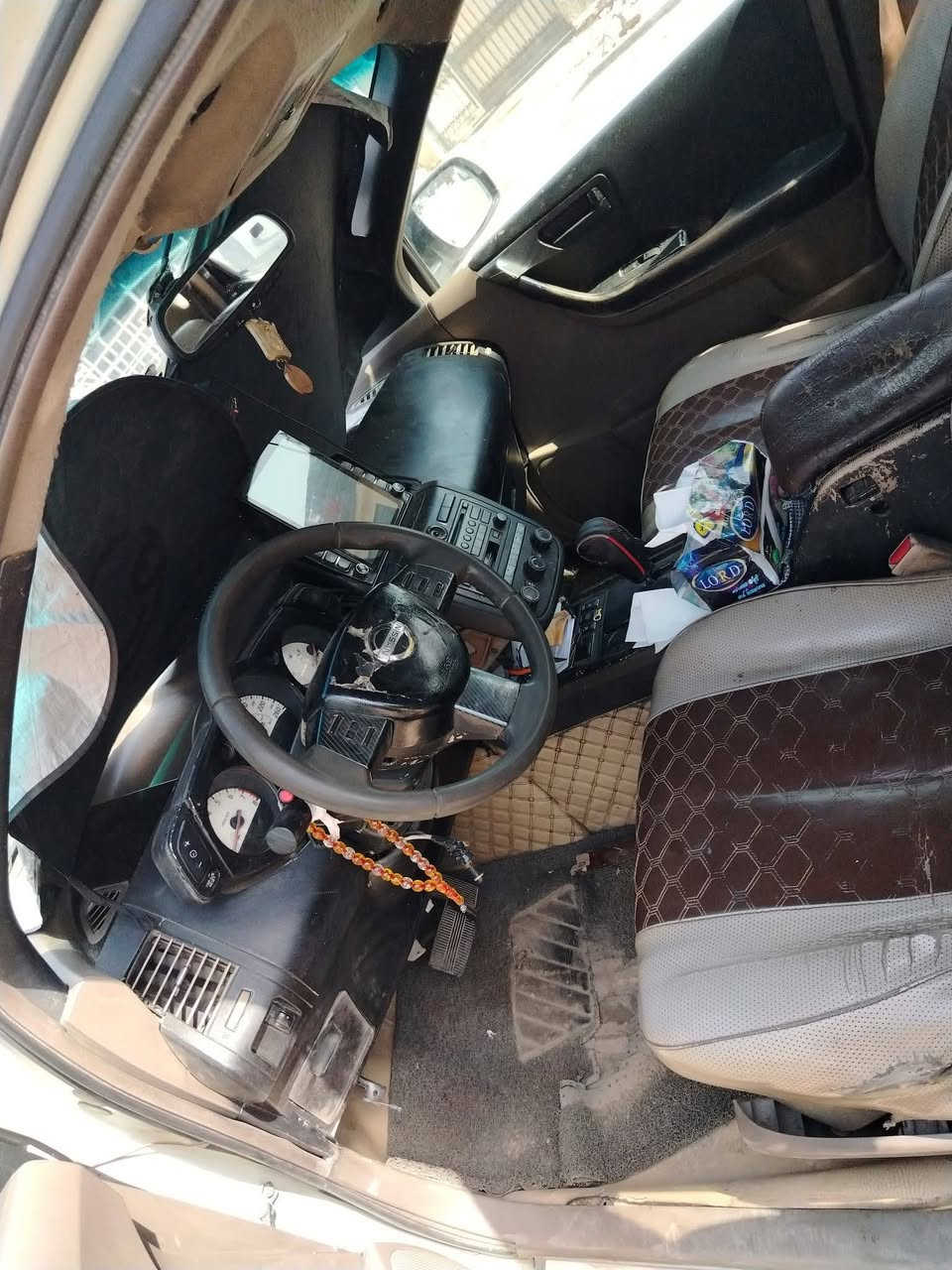 نسيان مورانوا ٢٠٠٧ للبيع بيها نفخ بالمكينة ابيع على وضعها كايمه المكان بغداد السعر  ٦٠ وبيها َمجال للشراي  للتواصل ***********
