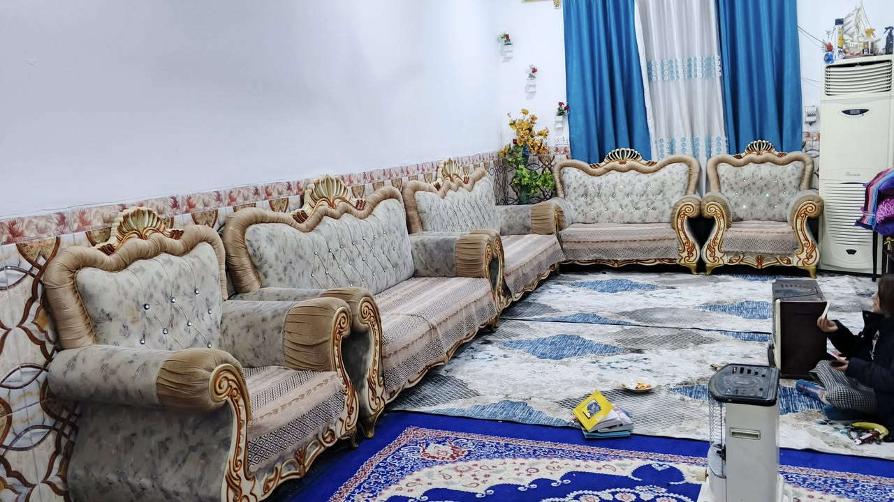 يارزاق يا الله
سلام عليكم تخم ملكي 10مقاعد مستخدم قليل ايام تفصال احطاطه الثقيل اقماش وتر برو سفنج طبي مميز جديد حيل ما مستخدم 
مكاني بغداد.          سعره 550وبي مجال الشراي يجي خاص او وتساب *********** أحمد البياضي
