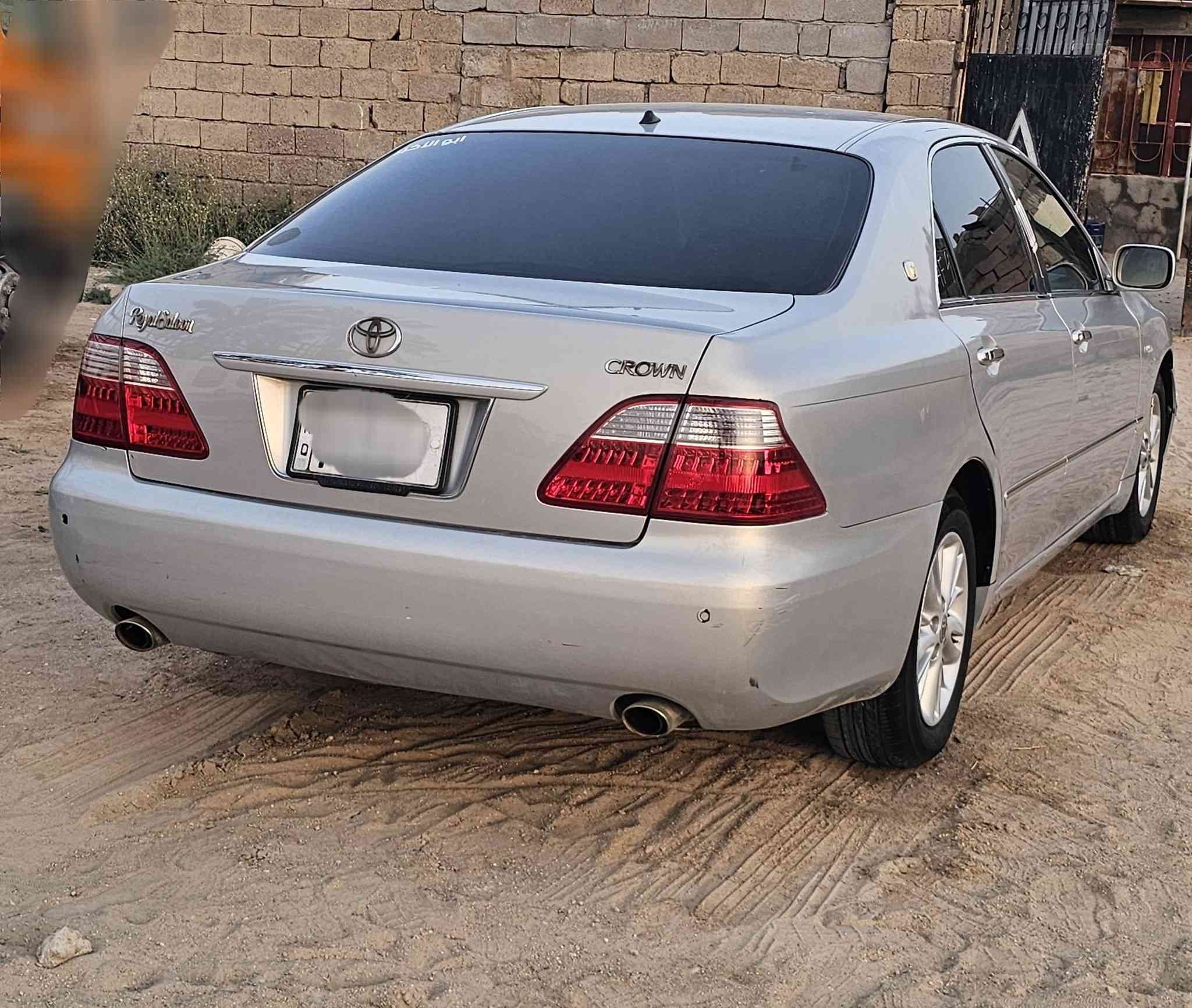 شاهينه ادوات ما ماشيه هواي كصه جنطه متومه رقم وملصق وهزه بيها رقم انكليزي بصره بدون سنويه  سياره جديده محرك كير حداده تدفئه تبريد  ثلج 🥶 ترحيب سنتر لوك كله شغال مثبت سرعه ترحيب  اناره بلمري نضام انذار عن السرقه مثبت سرعه ستيرن كهربائي سياره مابيها نغص برقي ريحه الشركه بيها السعر 37 البصره ابي الخصيب مكلف بنشر هاذ رقم راعيها ***********
