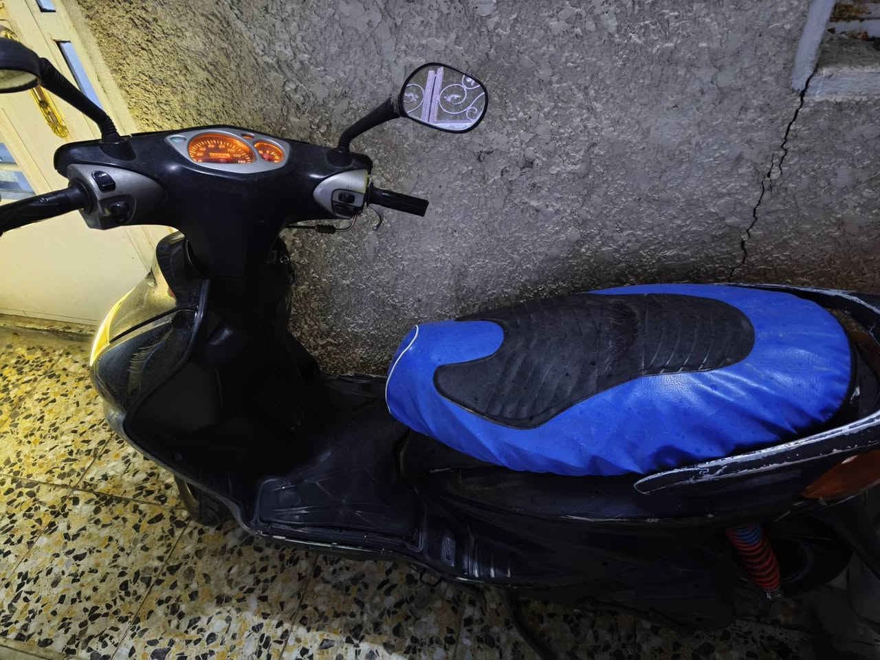 كلجات تعبانه وبيها ولف هم ارادلها ترتيب بسيط كفراتها الاصليه كلهن كاملات ختم واحد
باتري جديد 
السعر 250 الف نهايتها 
العنوان الشعب 
إضغطعلى الرابط https://wa.me/message/4IB27C46AYOFD1
او خاص ماسنجر


**إذا كنت صاحب هذا الإعلان وتريد حذفه لأي سبب، رجاءا أرسل رسالة إلى الدعم الفني**