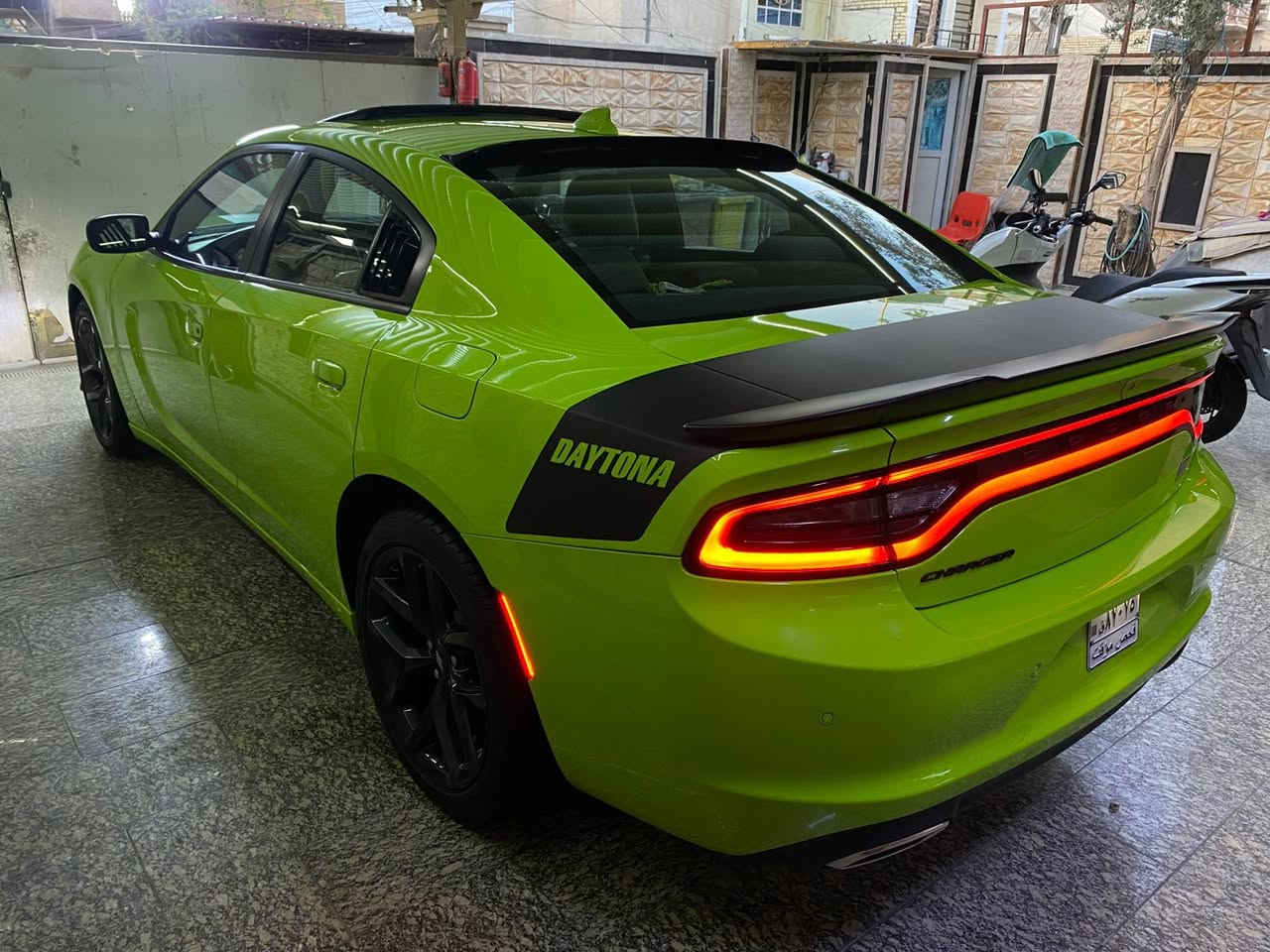 جارجر 6 سلندر 2023 لون مميز بيع فقط
بلاك توب بلاص فول 1/1 
سلايد روف 
داخل جلد خزن ميموري كشنات ندفئه تبريد 
رادار نقطه عمياء 
لون تفاحي 
رقم فحص جاهزه للترقيم 
الحادث جاملغ وبنيد سطحي 
الشاصي مكفول مكفول للاخير فقط رصعتين ب جتف جاملغ 
ماشيه 13 الف فقط 
السعر 253 مجال بسيط 
حبايب السياره بدون دواخل ولون مميز وفول وموديل 23 لاست كول لا تقارنوها بالمجهم 
اي استفسار 
*********** 
متواجد واتساب
