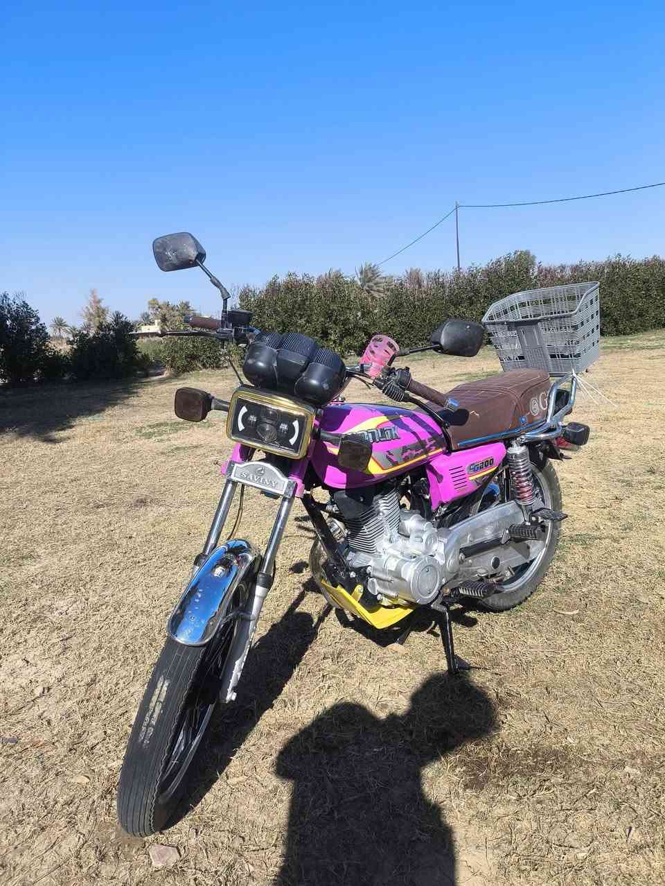 سونك للبيع محرك 200cc موديل ٢٠٢٤مكفوله فقط شاشه دشبول طافيه ماعرف شبيها باقي تفاصيل اتصل *********** سعر 650  وبيها مجال
