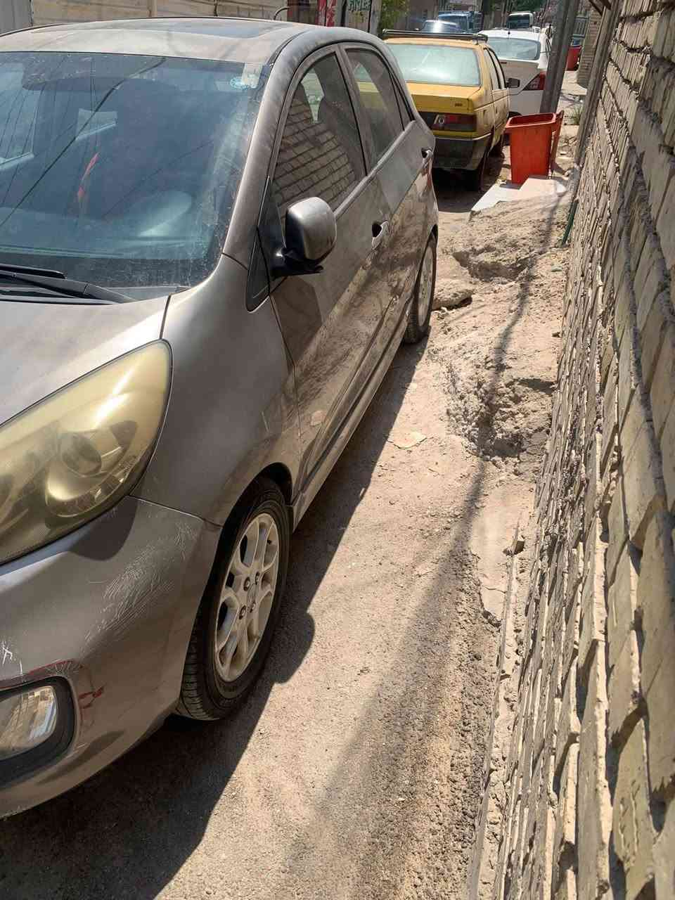 🚗 كيا بيكانتو 2015 للبيع 🚗
✨ وارد خليجي
✔️ فتحة سقف
✔️ بصمة تشغيل
✔️ مرايا كهرباء
✔️ جام كهرباء
✔️ تحكم بالستيرن
✔️ حساسات

سيارة مرتبة، وبفضل الله ما وقفتني يوم بالشارع، محركها وتبريدها ممتاز، اقتصادية جداً بالبنزين 

📍 بغداد
📞 ***********

الجاد يتواصل، والله يبارك للجميع.
