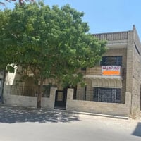 للإيجار التجاري – الأعظمية / كورنيش السفينة 📍 الموقع: مقابل نهر دجلة –...