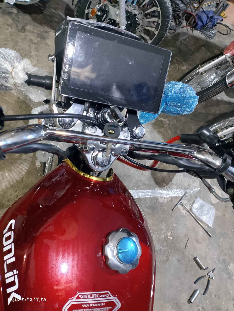 سلام عليكم تم وصول دراجات سولنك 4كير موديل 2025اصلي باب اول محسن شاشه اي بات كبيره عنوان 
ديالى قضاء قرة تبه حي النصر شارع العام قرب المستشفى الجديد موبايل ***********
