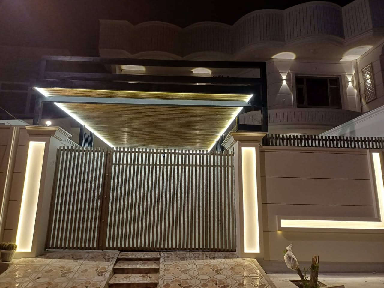 يعلن معمل حداد بأداره ماجد 
عن استعداده لعمل الحديديه 
 بحرفيه تامه تبهر ذوقكم وناضركم
هدفنا اللمسه الفنيه ودقة الإنجاز  بكفاءه و احترافيه
حيث نعطي ضمانآ أثناء عملنا
من حيث القوه والأمان
  .... ما عليكم  سوى، الاتصال 
***********
