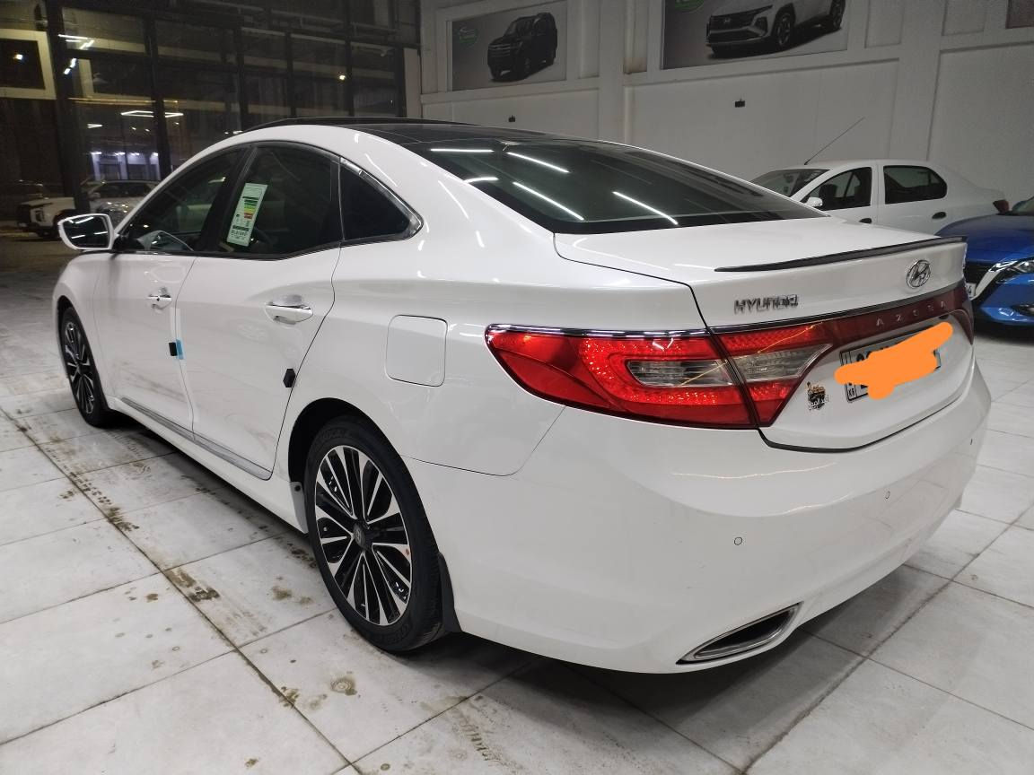 السلام عليكم

من رخصت الادمن

هونداي ازيرة
محرك 6
فول موصفات 

السعر 140 وبيها مجال

موديل 2014 خليجي فول مواصفات

ضررها باب النفر مبدل اصلي فقط

المواصفات
بردة خلفية كهرباء
بردات أبواب 
تحكمات ستيرن
بصمة تشغيل 
بصمه أبواب 
حساسات أماميه 
حساسات خلفيه 
بانوراما 
قطعتين تبريد
زراك لايت 
مثبت سرعه
شاشة 
كامرة خلفية
كامرة اماميه
كشنات جلد 
كشنات كهرباء
اشاير بل مري
 مري شفط
انارة محيطيه 
لايت زنون 
عدسات اوتو 
مانع تزحلق 
السيارة رقم اربيل 

شرط التحويل

مكان السياره موصل
مدينة المعارض الجديدة
معرض الآغا للسيارت
للاستفسار اتصل ع أرقام التاليه
***********
*********** موصل, نينوى
