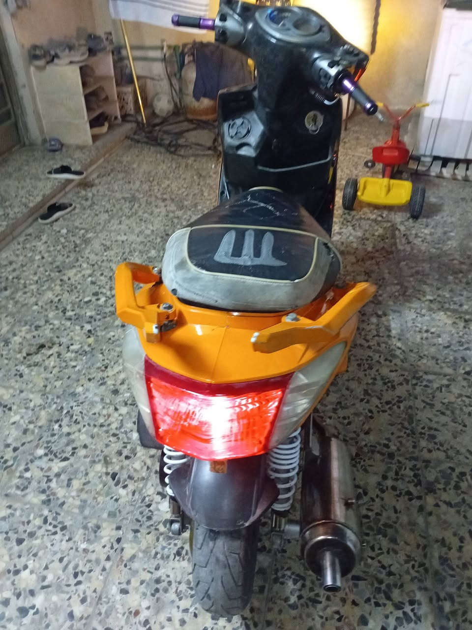 السلام عليكم 
سكنس فحل بوشه 58 مابيها اي نقص كهربائيات كلها شغاله دشبول طافي فقط
صالنصه رياضي 
هاوزن رياضي 
سبايدر قطعتين 
كلجات رياضي
 مكاني زعفرانيه
***********
