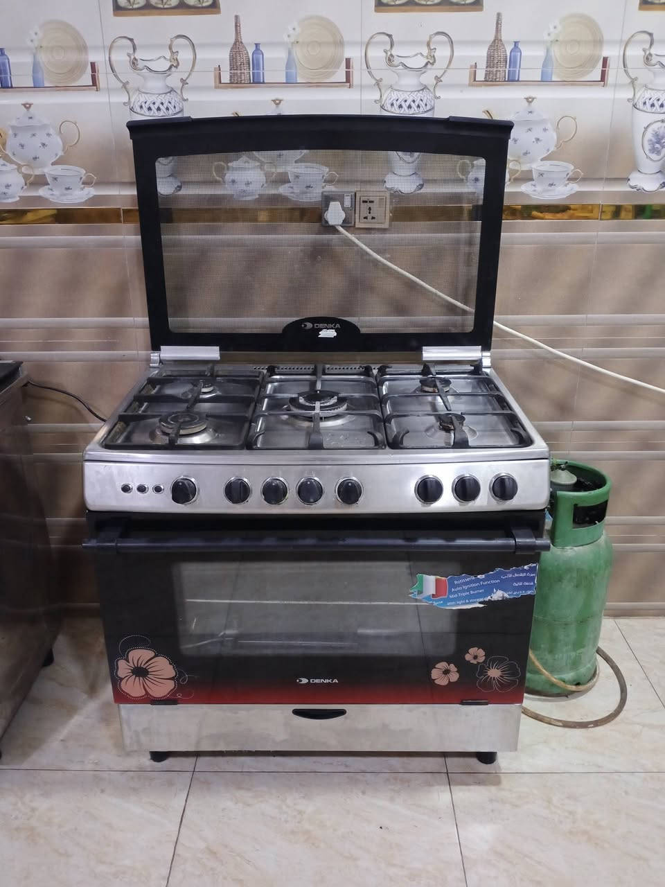 طباخ نضيف كلش نضافه 95%  جدحه شغاله شرط الشغل ع الفحص مكانه بصره زبير متوفر توصيل للاستفسار ع الرقم


**إذا كنت صاحب هذا الإعلان وتريد حذفه لأي سبب، رجاءا أرسل رسالة إلى الدعم الفني**