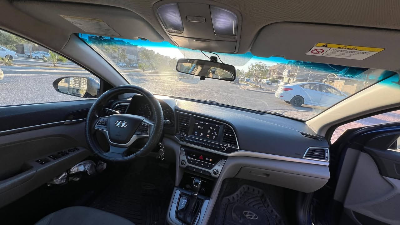 النترا ٢٠١٨ وارد امريكي
سيارة جاهزة مابيها اي نقص
بيها طخة بسيطة جدا جاملغ امامي عكس السايق وتعدل بارد بالجديد +بنيد والمحرك مجفت سابقا السيارة ماشية ٩٥ ميل
مكاني حي الجهاد السعر ١٢٨ ورقة
***********
