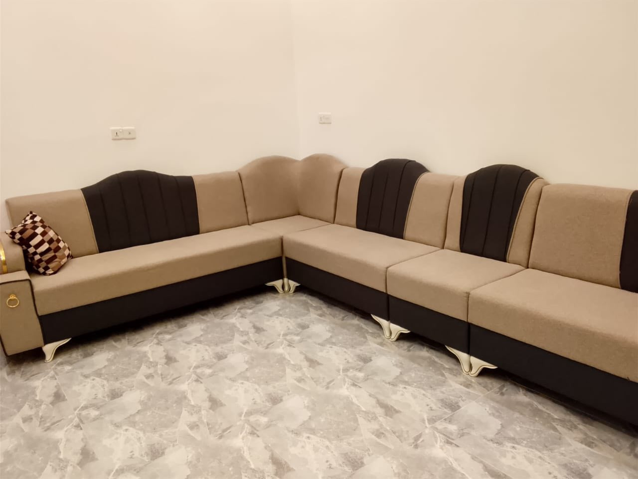 لبيع ب٣٠٠بي مجال بسيط نضاف فول مستعمل شي بسيط


**إذا كنت صاحب هذا الإعلان وتريد حذفه لأي سبب، رجاءا أرسل رسالة إلى الدعم الفني**