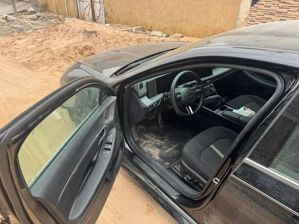 السلام عليكم
للبيع سوناتا ٢٠٢٤ وارد امريكي 
رقم ناصرية معوقين 
سيارة جديده بمعنى الكلمه 
ماشيه ٣٥ الف كيلو متر 
ضربه خلفيه خفيفه والباقي كفاله 
العنوان البصرة سفوان 
السعر 190$ بيه مجال 
***********
